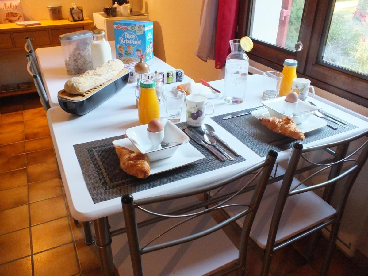 Country B&B Saint-Pierre-d'Eyraud Esterno foto
