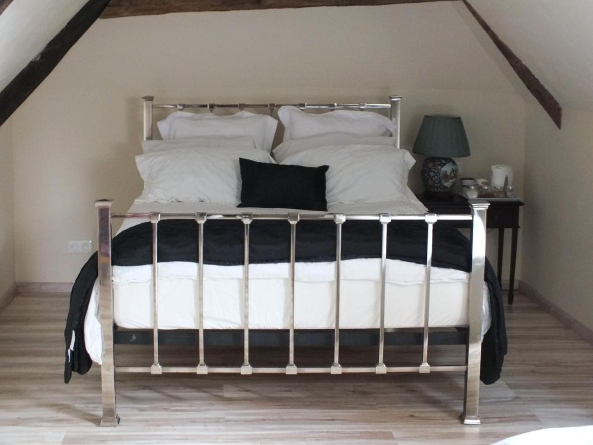 Country B&B Saint-Pierre-d'Eyraud Esterno foto