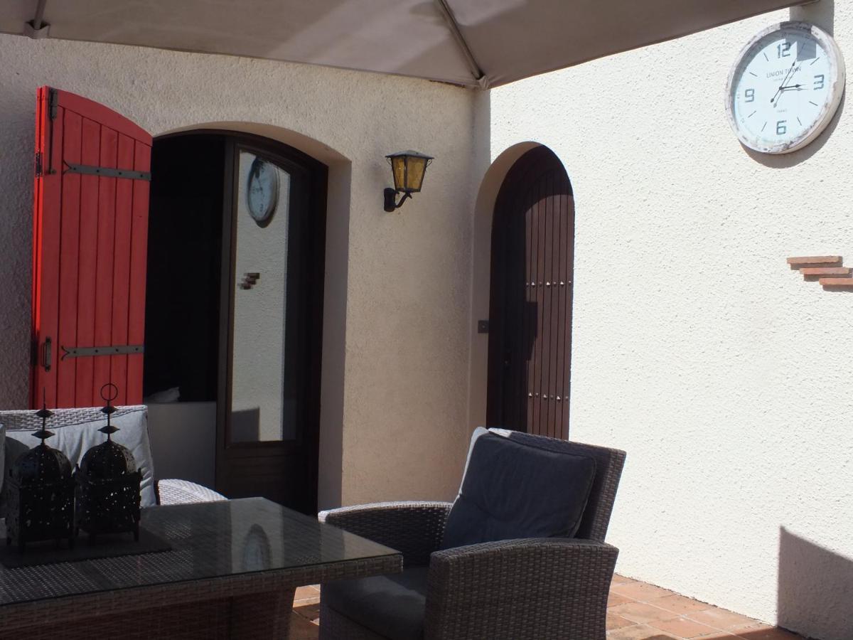 Country B&B Saint-Pierre-d'Eyraud Esterno foto
